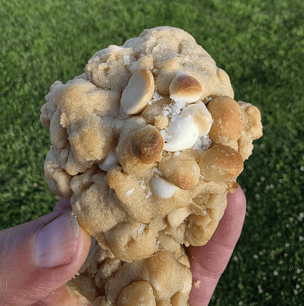 Powder Day - White Chocolate & Macadamia Nut